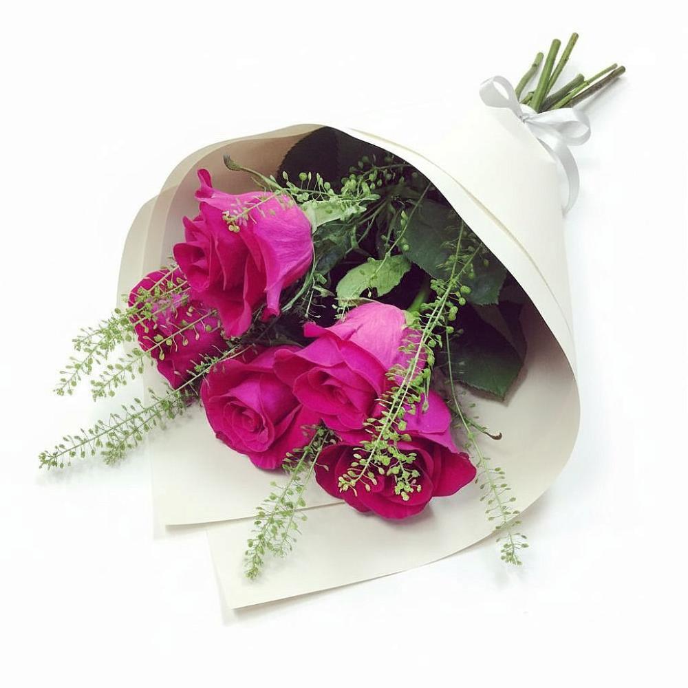 Букет цветов из: Розы в Жатай