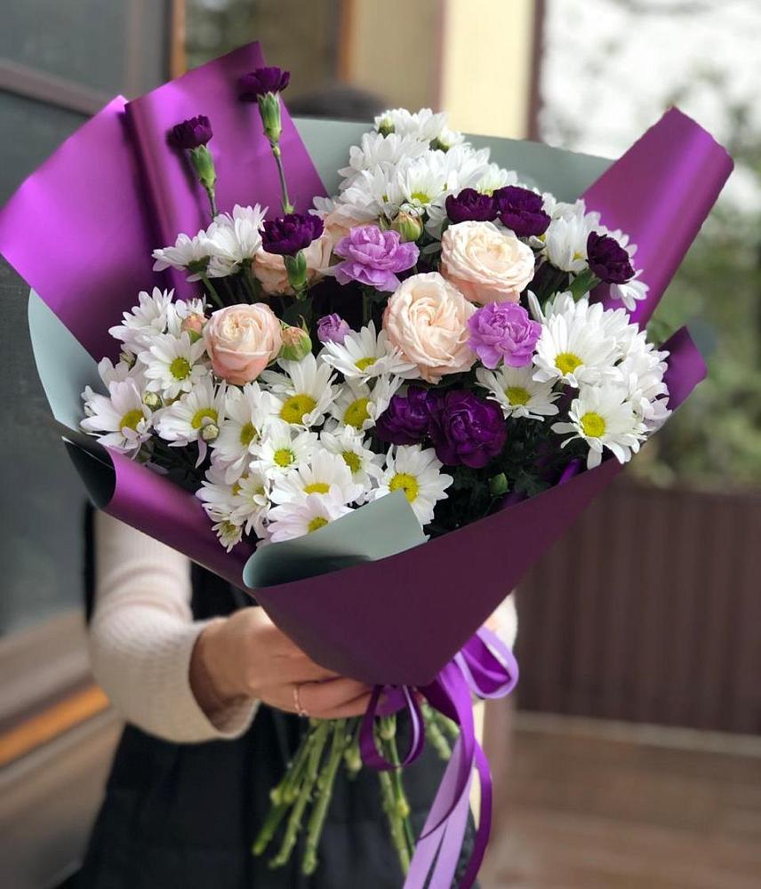 Букет цветов из: Хризантемы, Гвоздики и Розы в Жатай