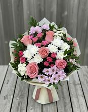 Букет цветов из:  Альстромерии, Гвоздики, Розы и Хризантемы в Жатай