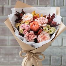 Букет цветов из:  Гвоздики, Хризантемы и Розы в Жатай
