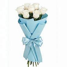 Букет 7 белых роз Проуд в Жатай