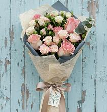 Букет цветов из:  Розы в Жатай