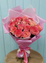Букет 15 Розовых роз Равель в Жатай
