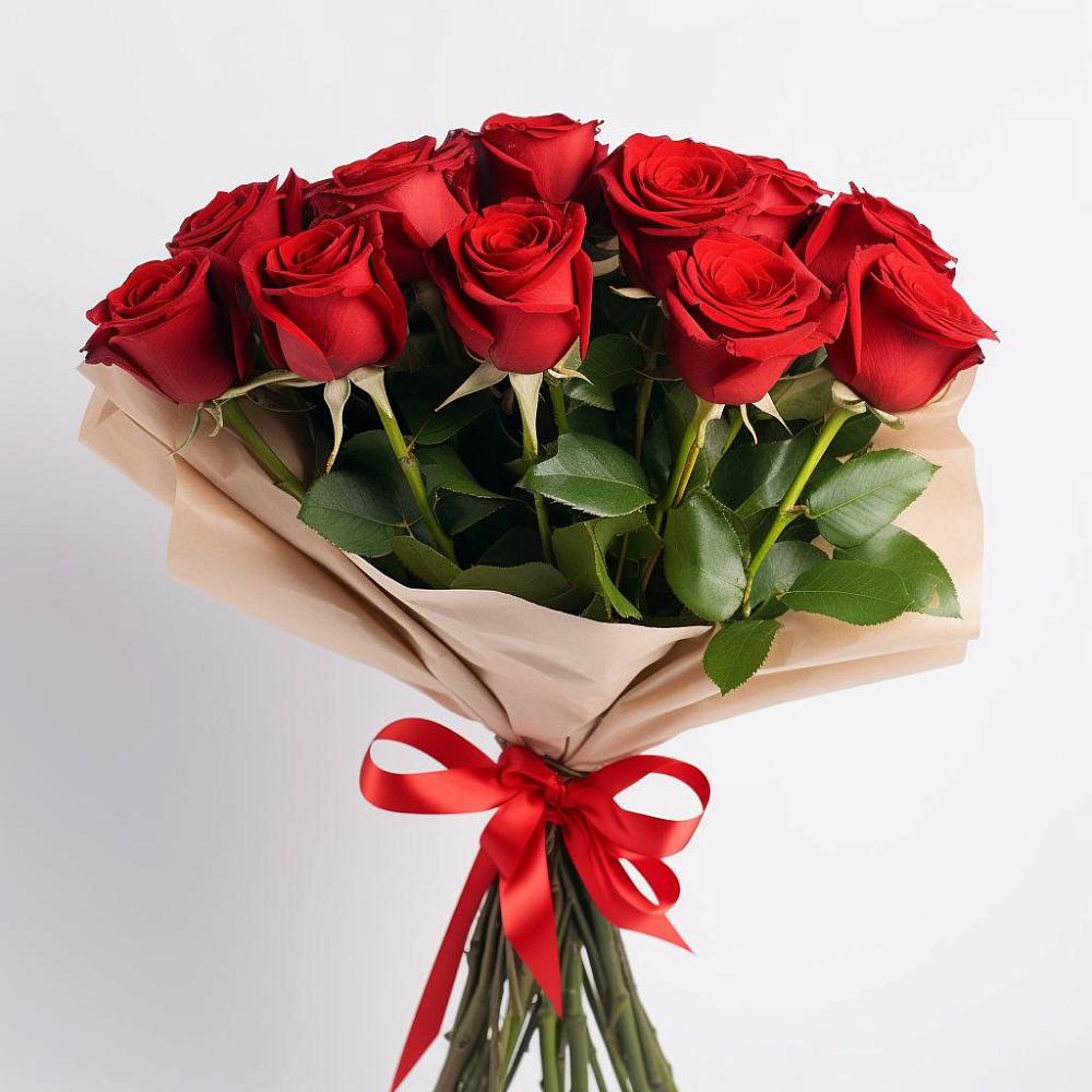 Букет 11 Красных роз Эдлесс Лав в Жатай