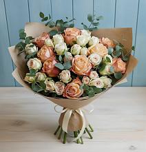Букет цветов из:  Альстромерии и Розы в Жатай